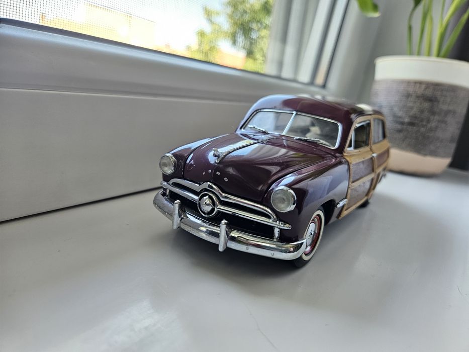 Franklin Mint Ford Woody 1949 scara 1/24