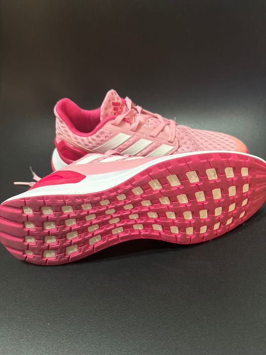 Дамски обувки adidas