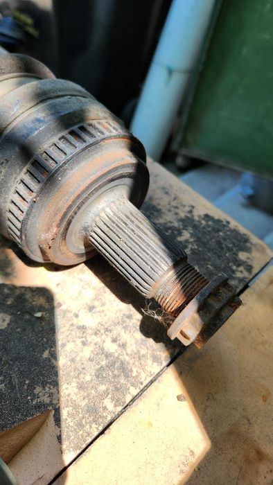 Planetara dreapta 318D 118D 116D E90 E91 E92 E81 E82 E87 E88