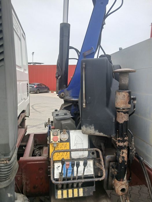 Vand Iveco Eurocargo 12 tone cu Macara