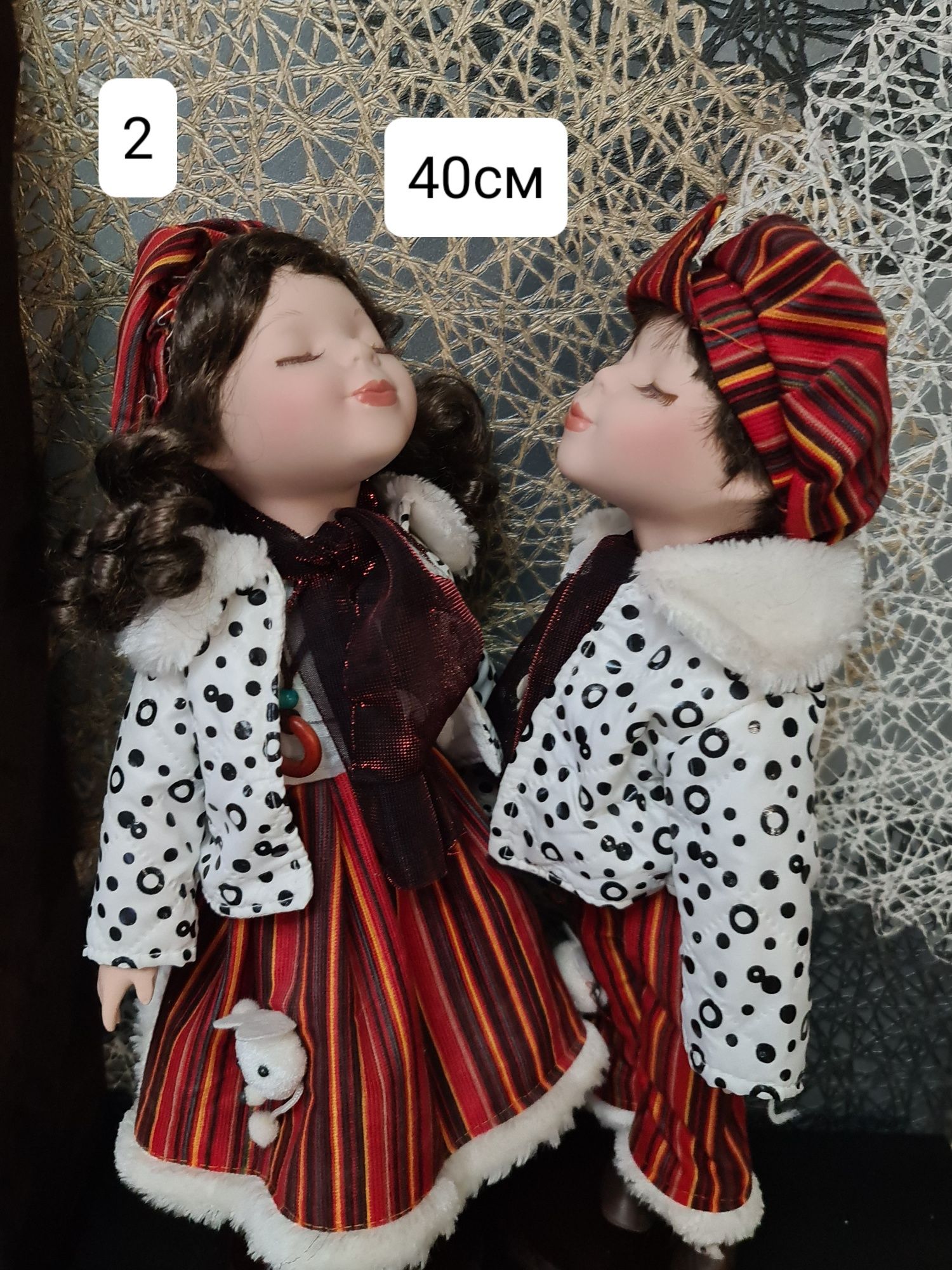 Продам коллекцию фарфоровых кукол