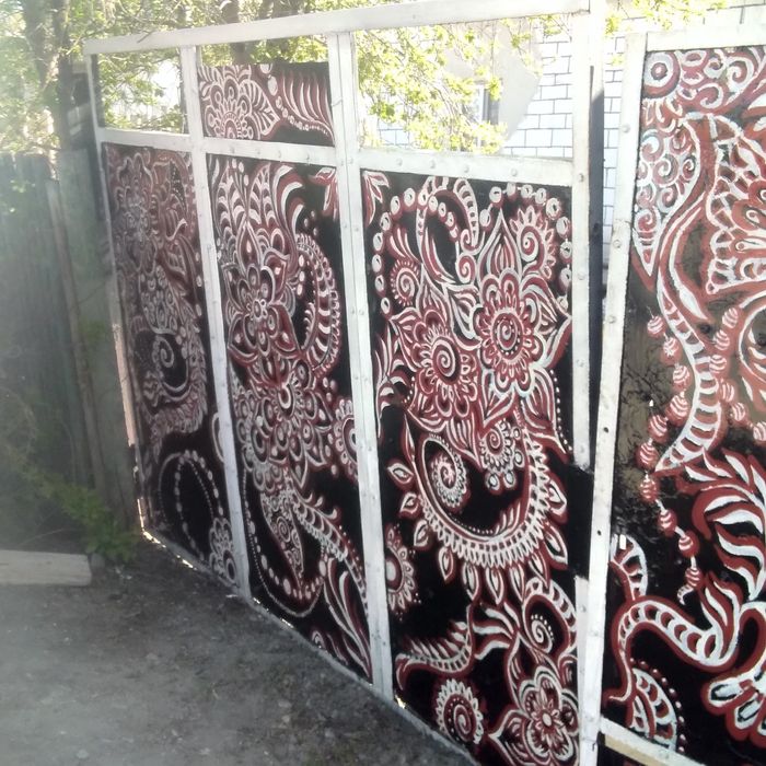 Рисую на воротах гаражах и т.д