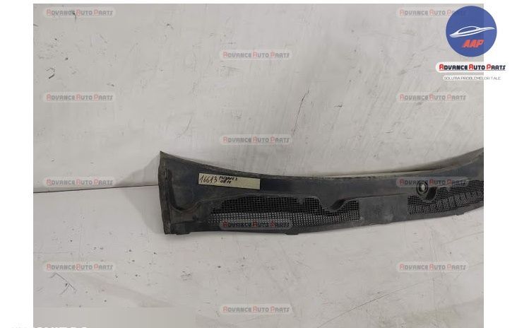 Рено Меган 3 / Renault Megane 3 [ - ] Оригинална чистачка решетка