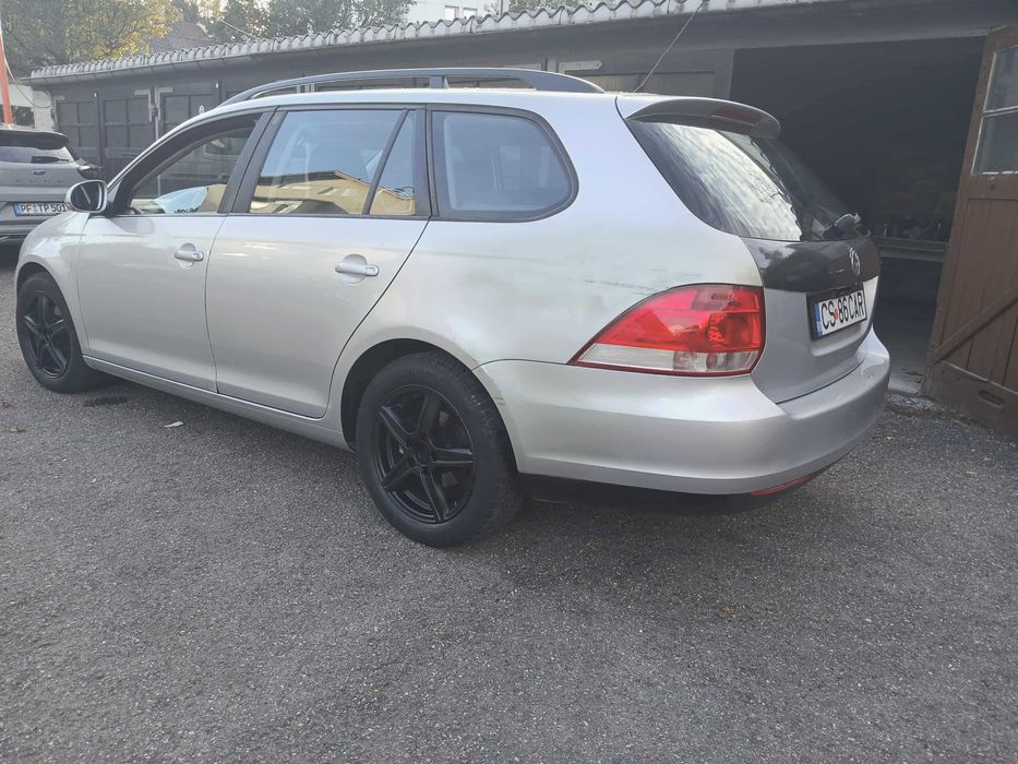 Vand sau schimb golf 5  1.9 TDI