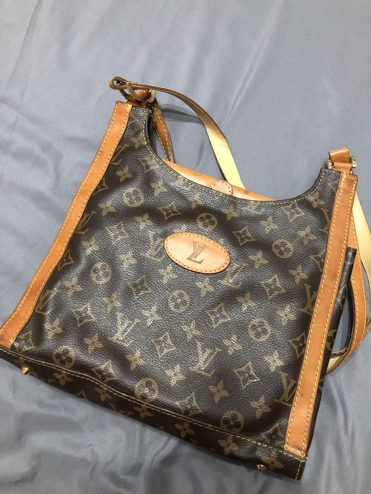 Чанта Louis Vuitton