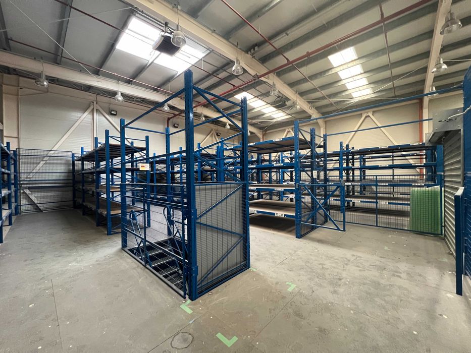 Rafturi industriale cu mezanin  -Demontate
