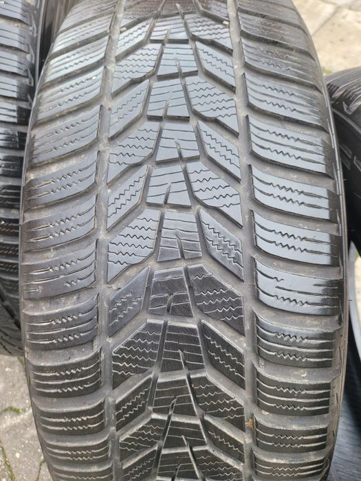 4anvelope de iarnă 225/55/19 Hankook Winter I cept evo 3.