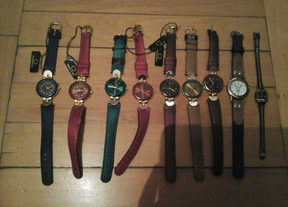 Продам часы новые