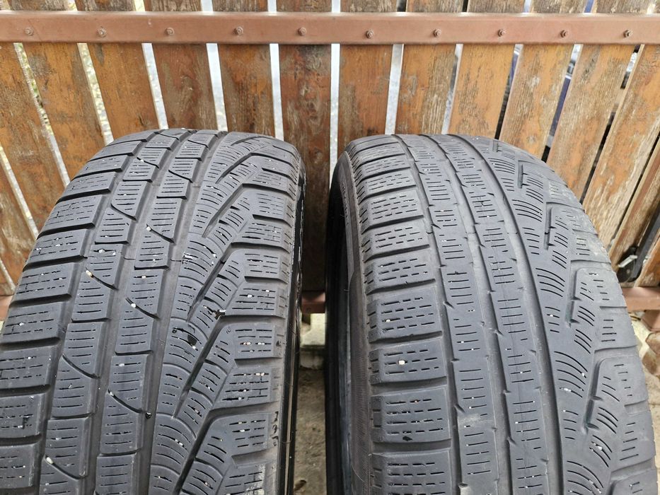 Anvelope Pirelli Winter 210 Sottozero Serie II / 235/50 R19-de vanzare