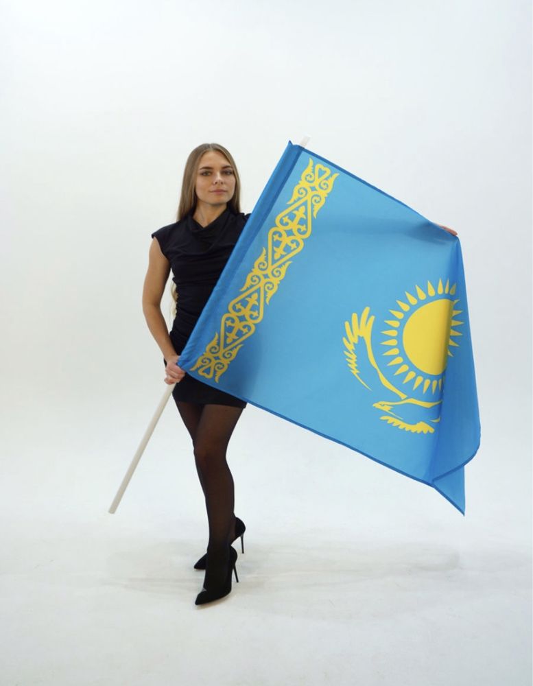 Флаг Казахстан День Независимости 30 лет
