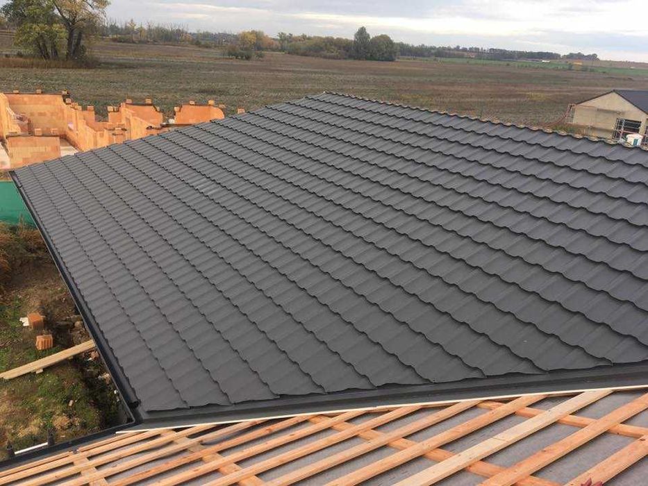 Executam orice tip acoperis, mansardare, sisteme pluviale