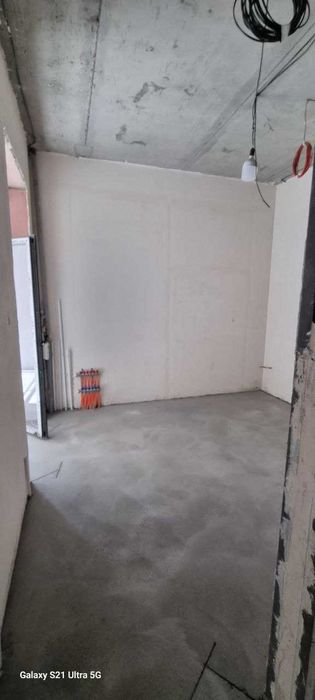 Новостройка 1-хона 70% ремонт ор-р Сабзавот махала