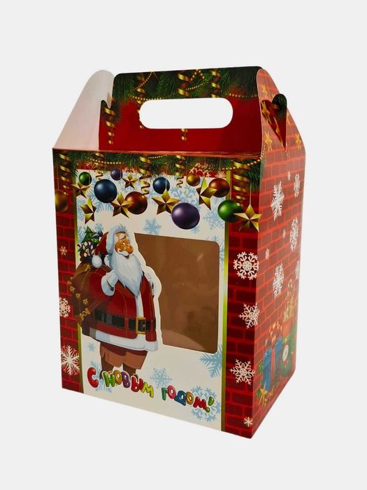 Yangi yil sovg'a qutisi Qizil rangli, archa va sovg'alar.