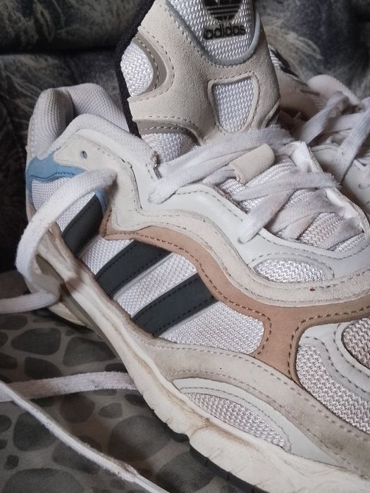 Маратонки Adidas 46 номер