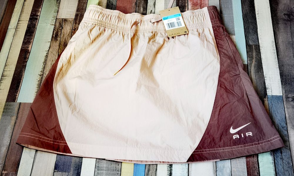 Fustă Nike Sportswear Air Skirt mărime XS/S/M nouă cu etichetă