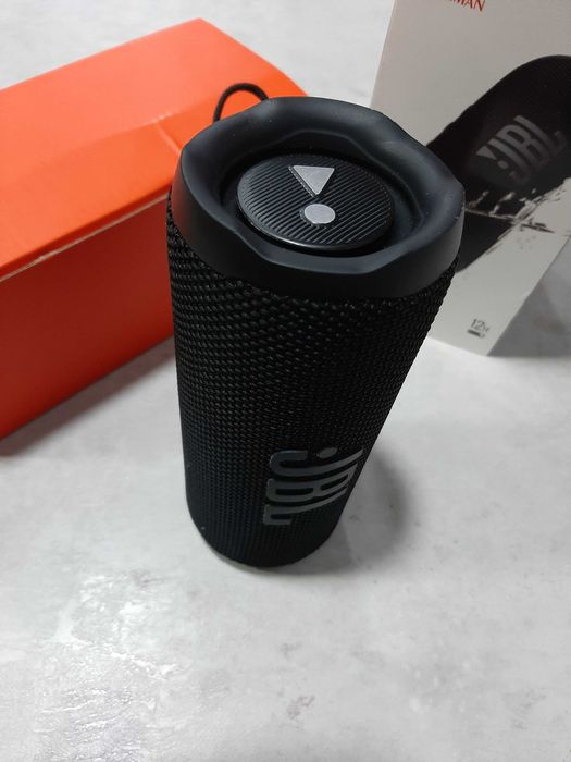 JBL Flip 6  Нова