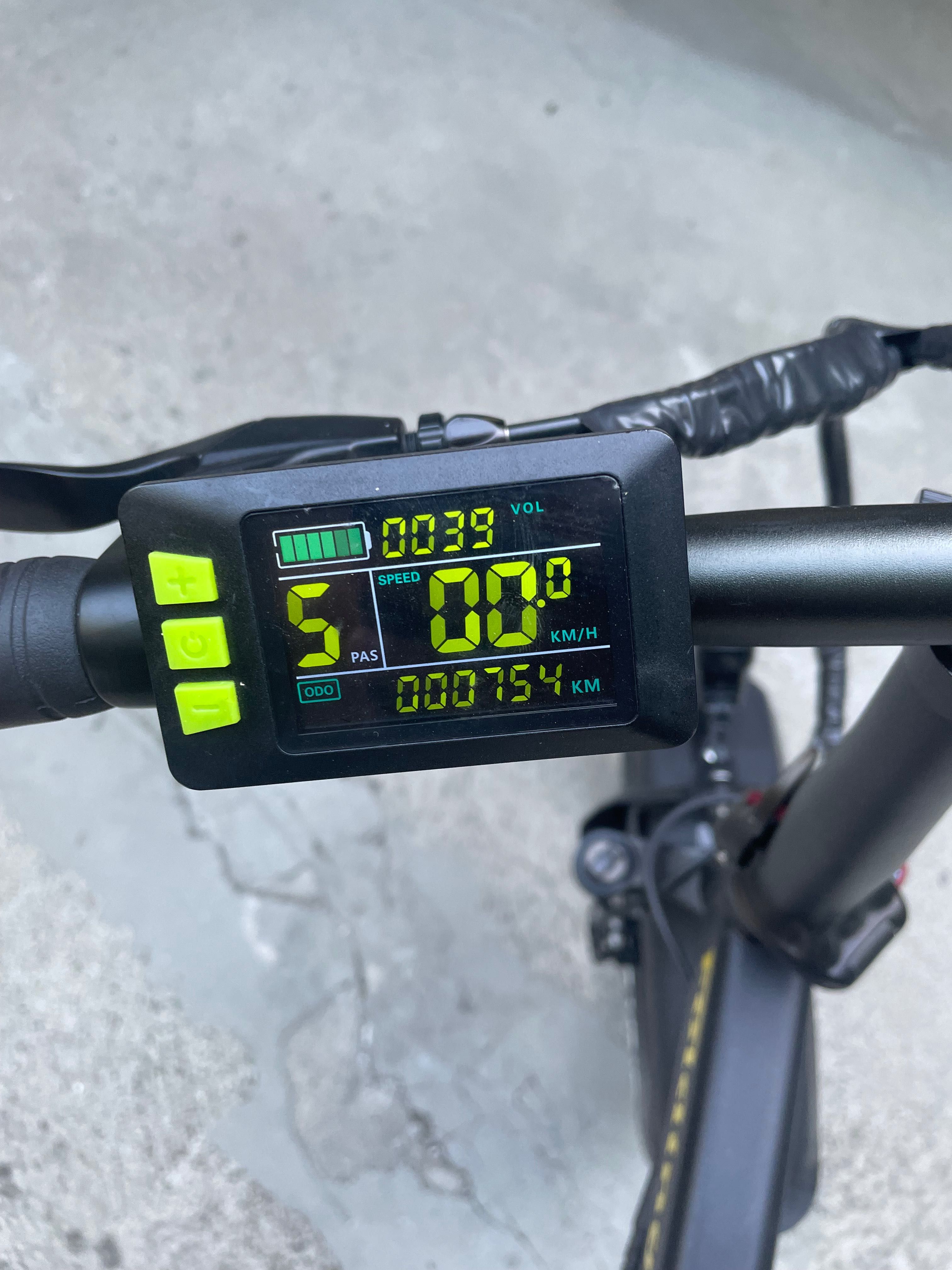 Продавам електрически велосипед e bike tnt 10 fat 20” pro