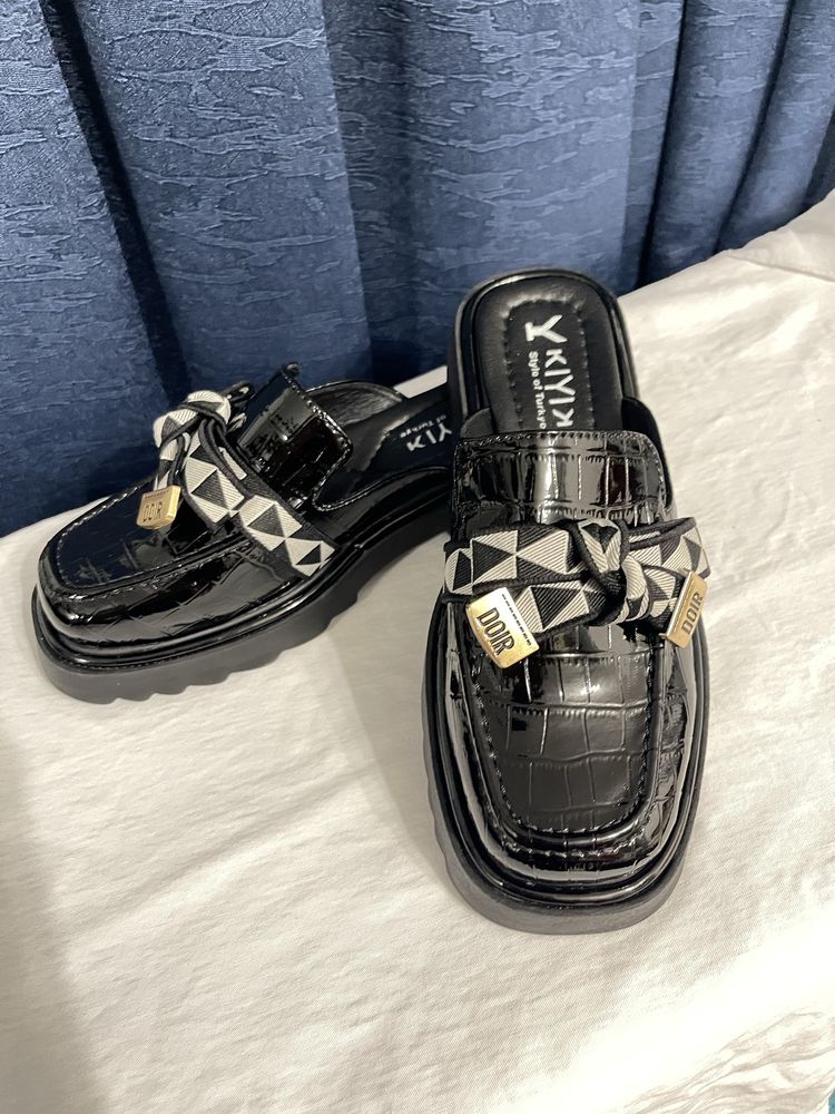 Обувь/тапочки Dior 39 размер