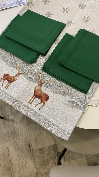 Дорожка для стола + 4 салфетки