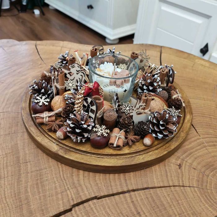 Aranjamente de Crăciun pe blat de lemn – handmade