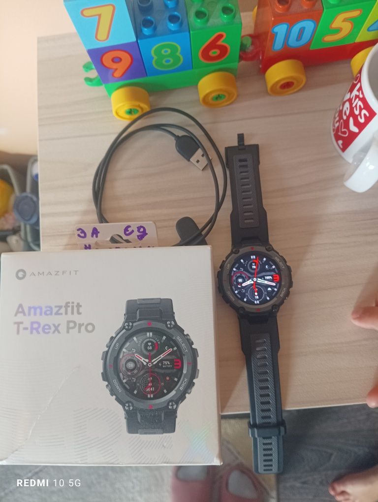 Amazfit T-Rex Pro смарт часовник