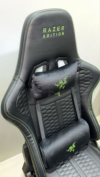 Игровое кресло Razer новое