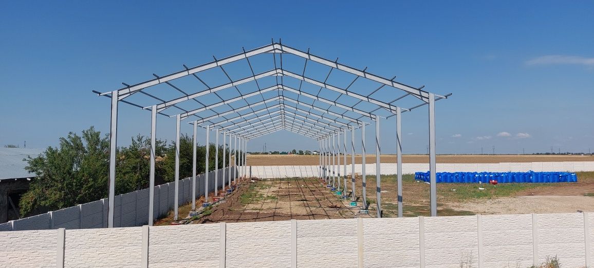 Confecționez hale metalice la comanda clientului