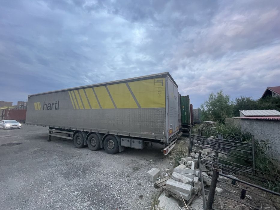 Semiremorca Prelata Schwarzmuller 2016