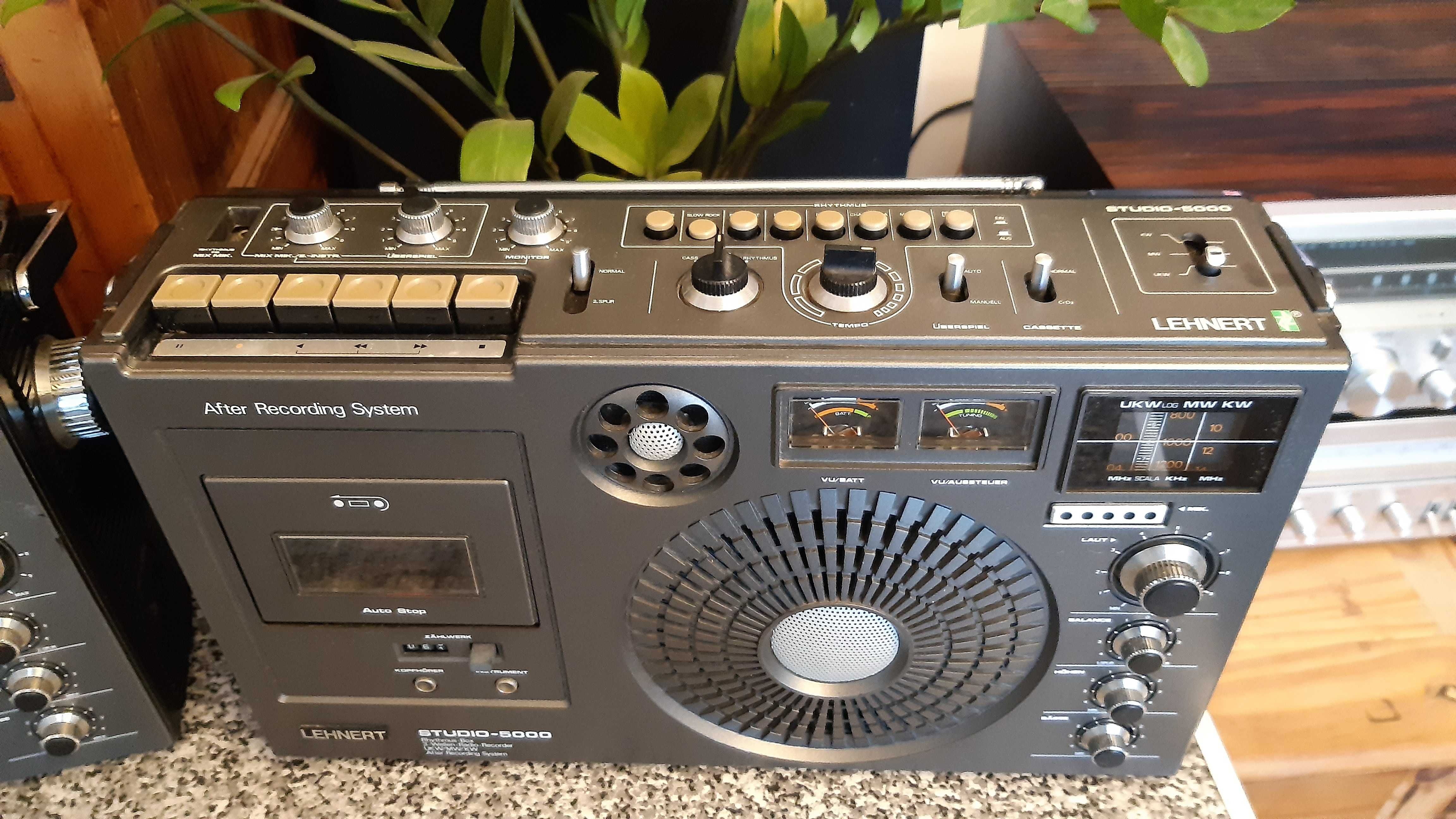 Radio casetofon Lehnert Studio 5000 cu generator ritm