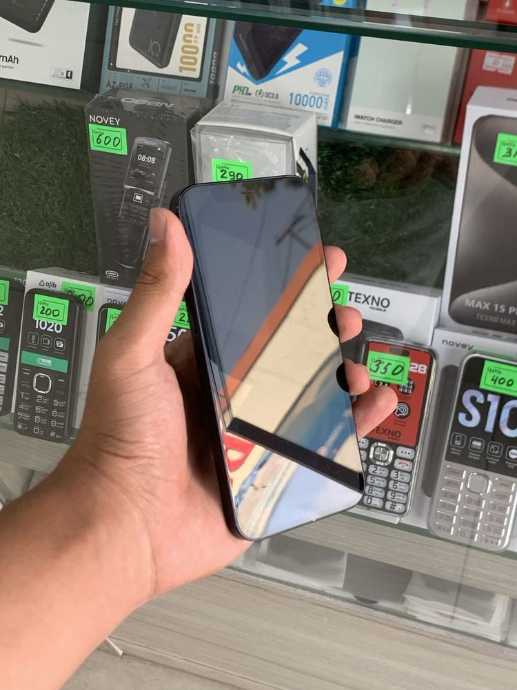 iPhone 12 ICLOUD sotladi