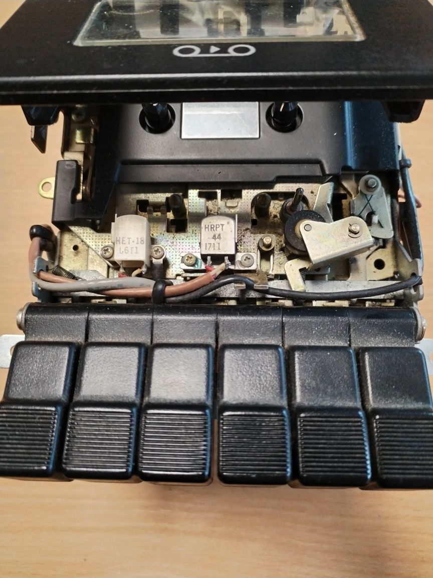 Mecanism casetofon cu electronică, funcțional