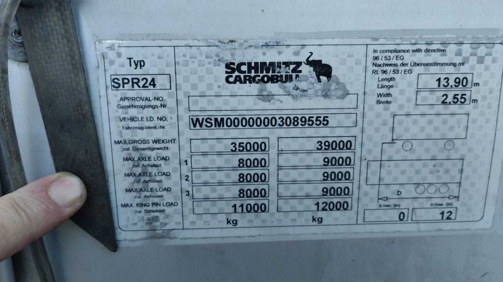 Axa Semiremorca Schmitz