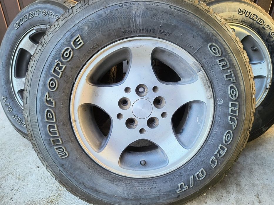 Cauciucuri 225/75r15 cu jante aliaj 5x114/3