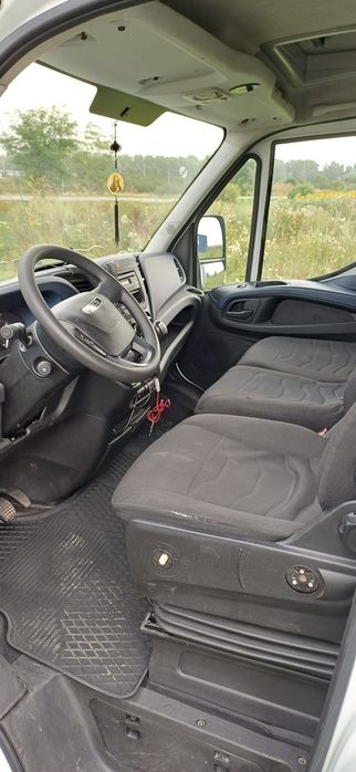 Iveco Daily  3.5T 35C18 Lift 750Kg