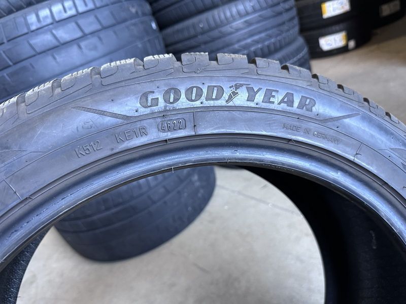 255/45/20 GOODYEAR 4бр