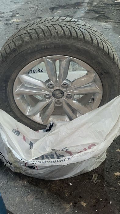 Зимние шины 16 с шипами и титановыми дисками