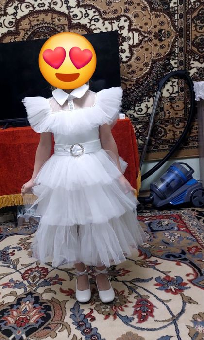 Платье на девочку