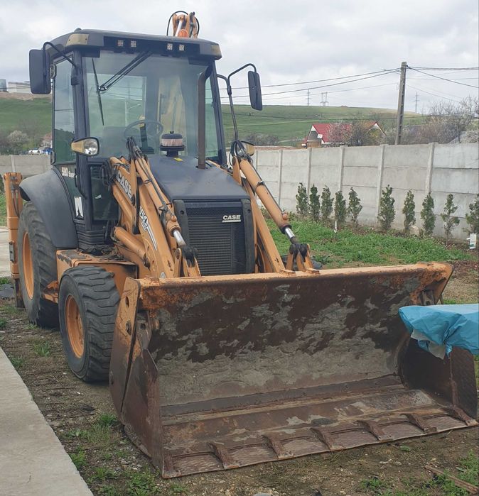 Vând Buldoexcavator Case 580sr