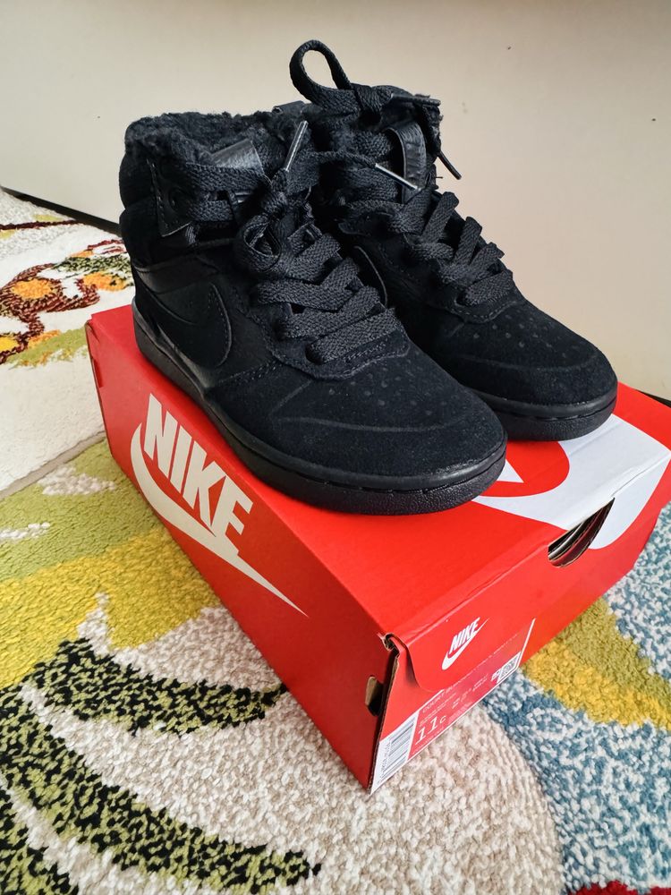 Детски обувки NIKE Court Borough 28н.
