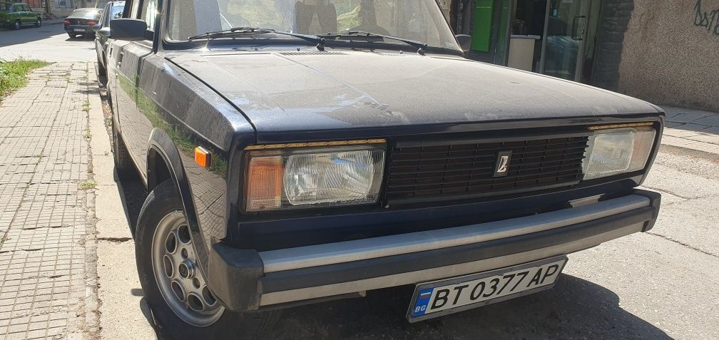 Lada 2105        1300