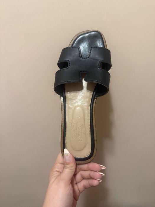 черни чехли кожени