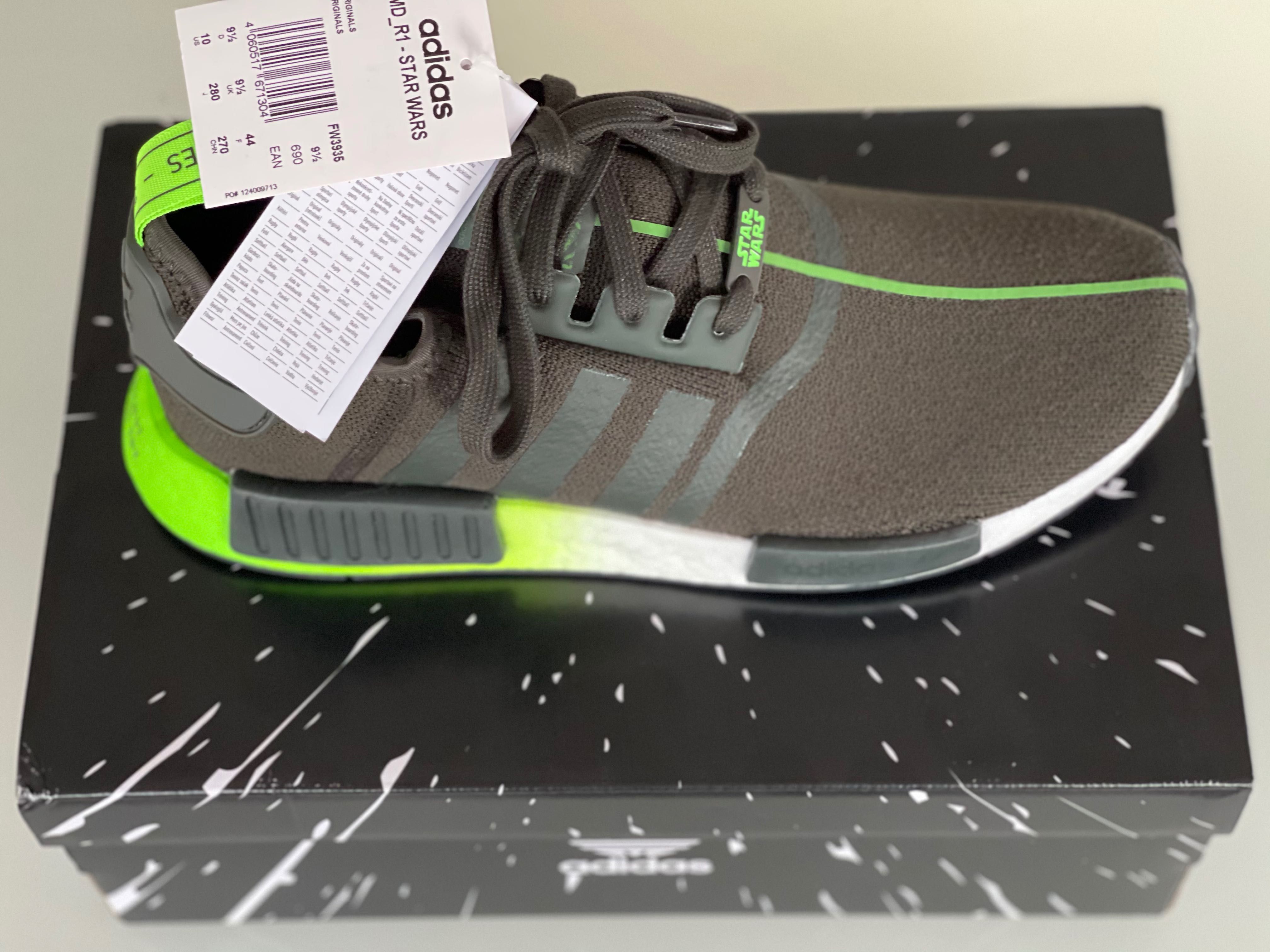 Маратонки АДИДАС NMD R1 - STAR WARS, YODA, нови в кутия номер 44