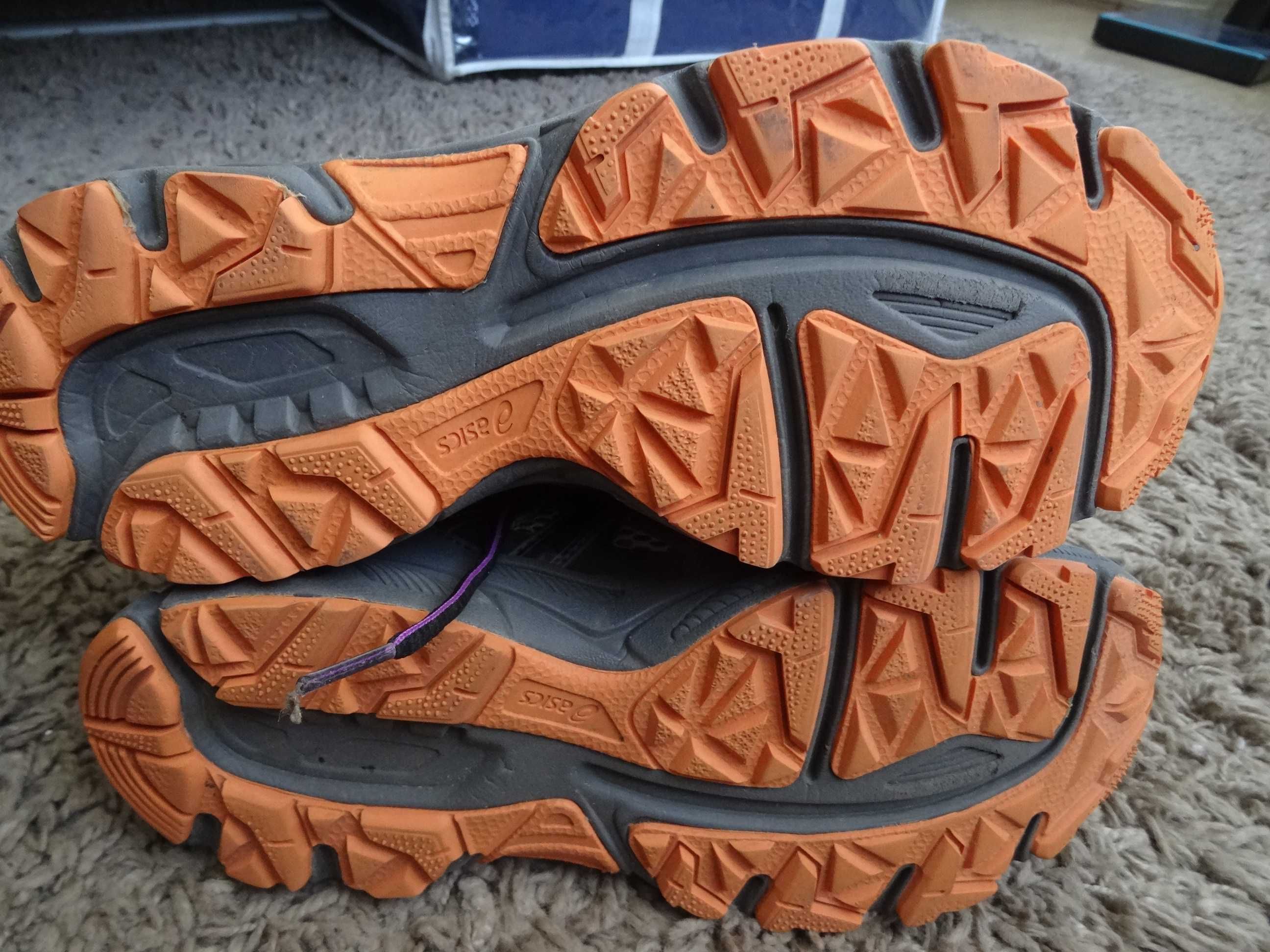 asics 39.5 gel trail tambora 4