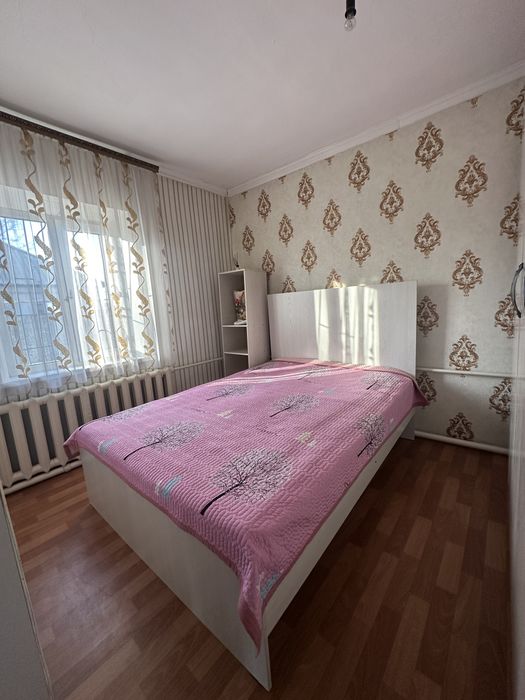 Спальни кровать