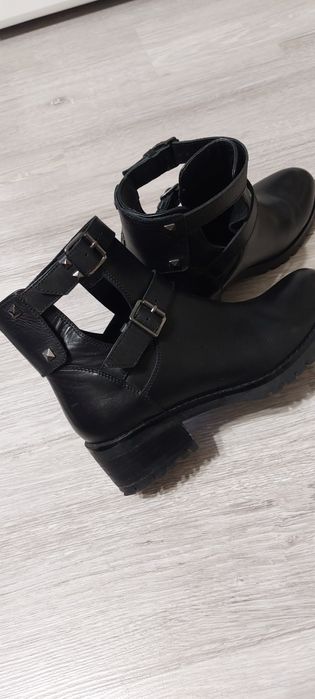 Ботуши марка Minelli