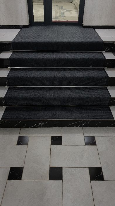 Gilam averlok qilish kesish