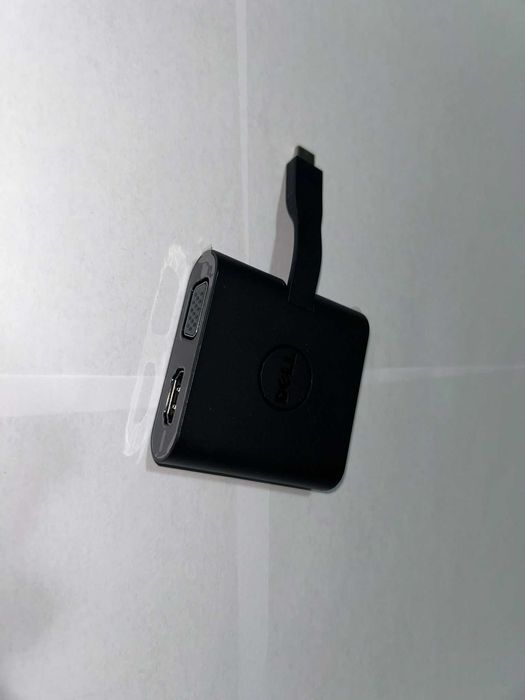 Dell Adapter - USB-C to HDMI/VGA/Ethernet/USB 3.0 DA200