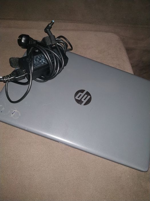 Лаптоп HP модел 2019