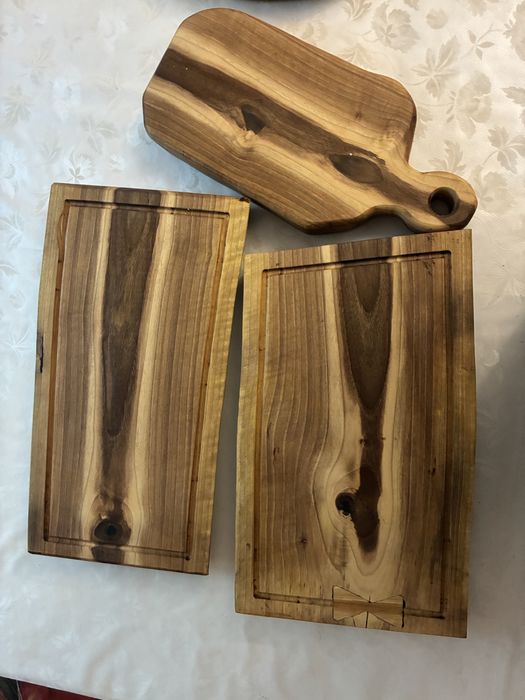 Tocator din lemn de nuc