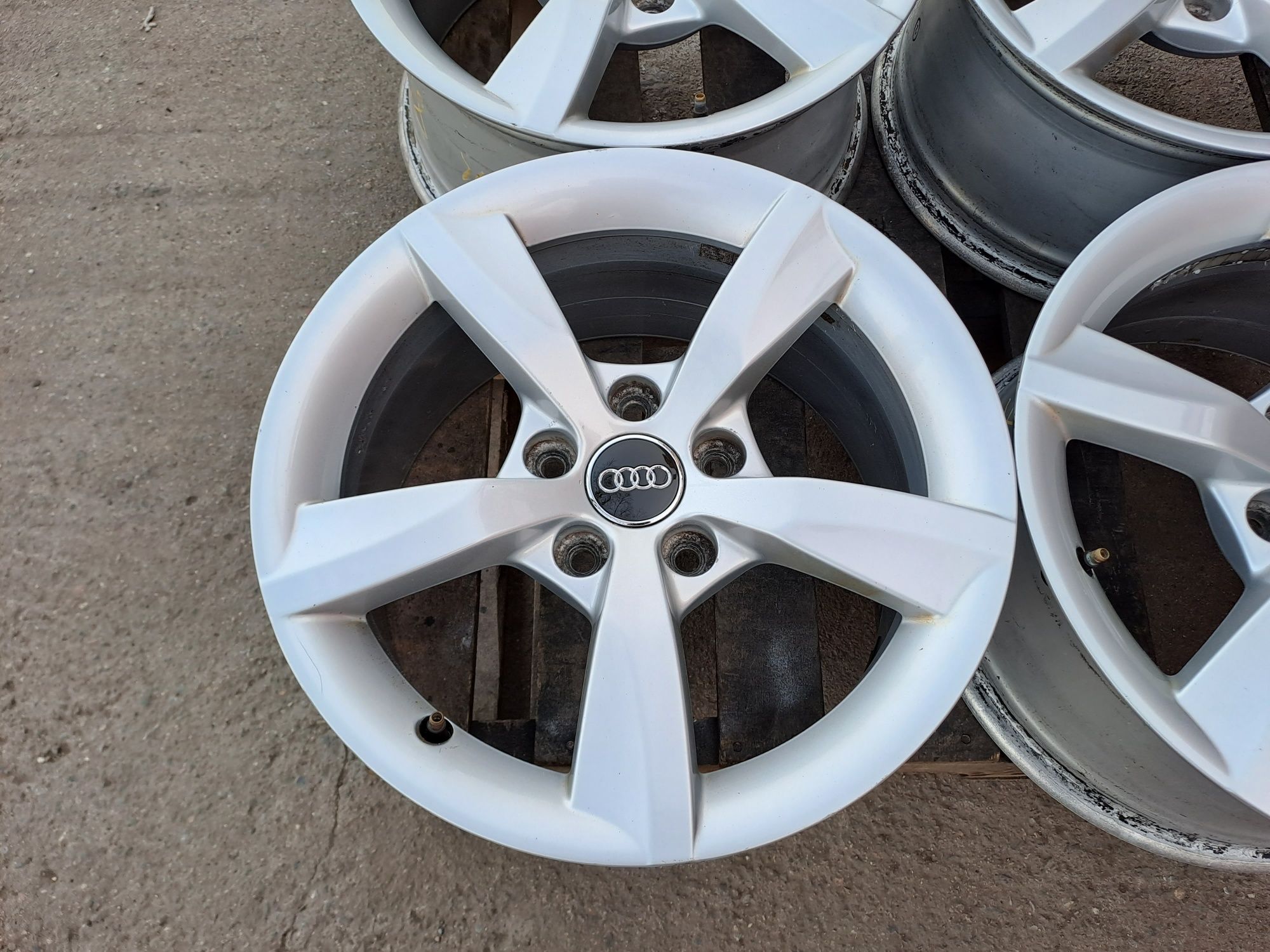 16" 5X112mm Audi, 5х112мм Ауди 66.6мм